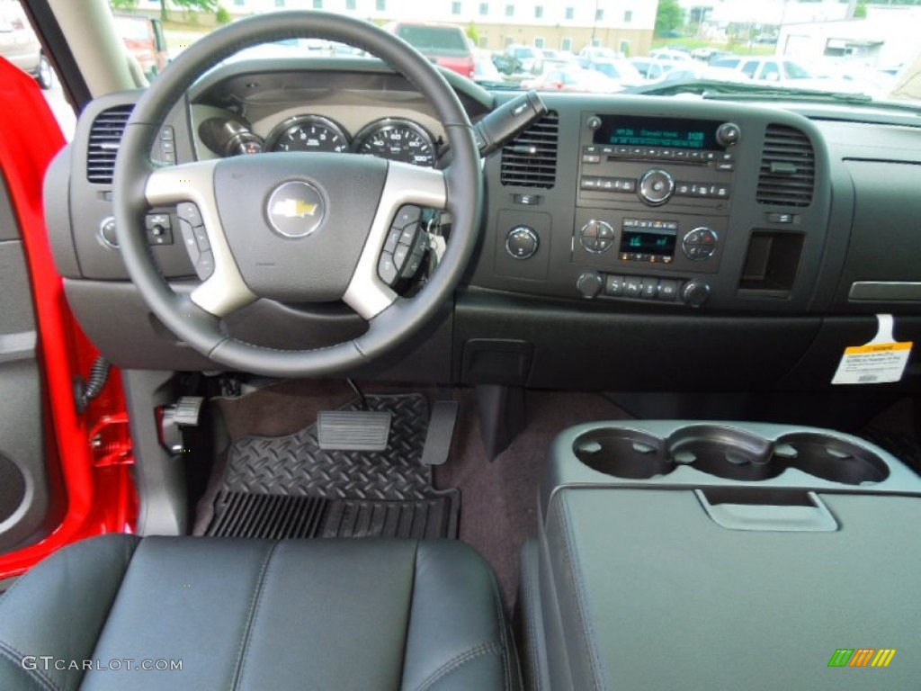 2013 Chevrolet Silverado 2500HD LT Extended Cab 4x4 Ebony Dashboard Photo #69139328