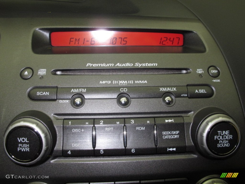 2006 Honda Civic Si Coupe Audio System Photos