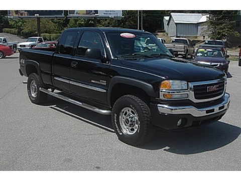 2004 GMC Sierra 2500HD SLT Extended Cab 4x4 Data, Info and Specs