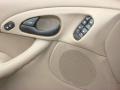 2000 Fort Knox Gold Metallic Ford Focus SE Sedan  photo #10