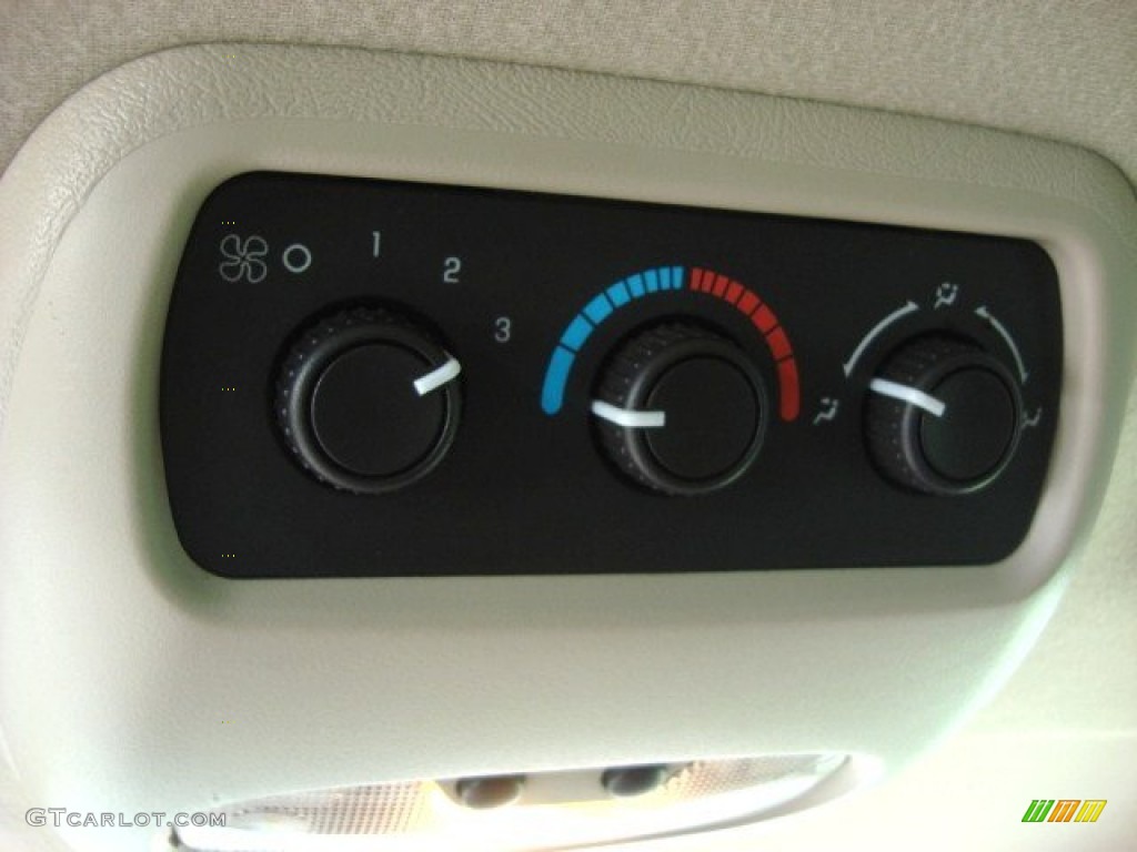 2004 Tahoe  - Dark Blue Metallic / Tan/Neutral photo #11