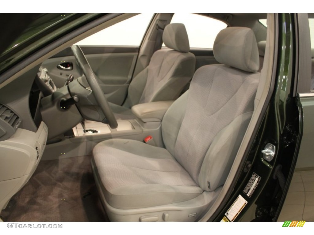 Ash Gray Interior 2010 Toyota Camry LE Photo #69143870