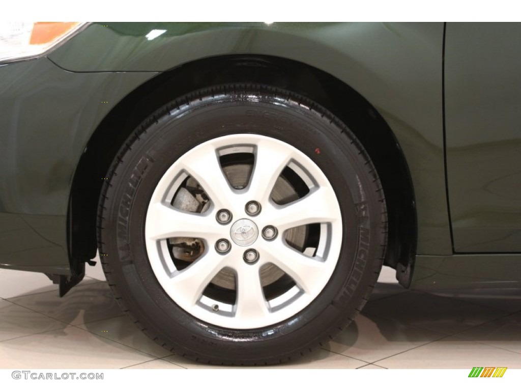2010 Toyota Camry LE Wheel Photo #69143999