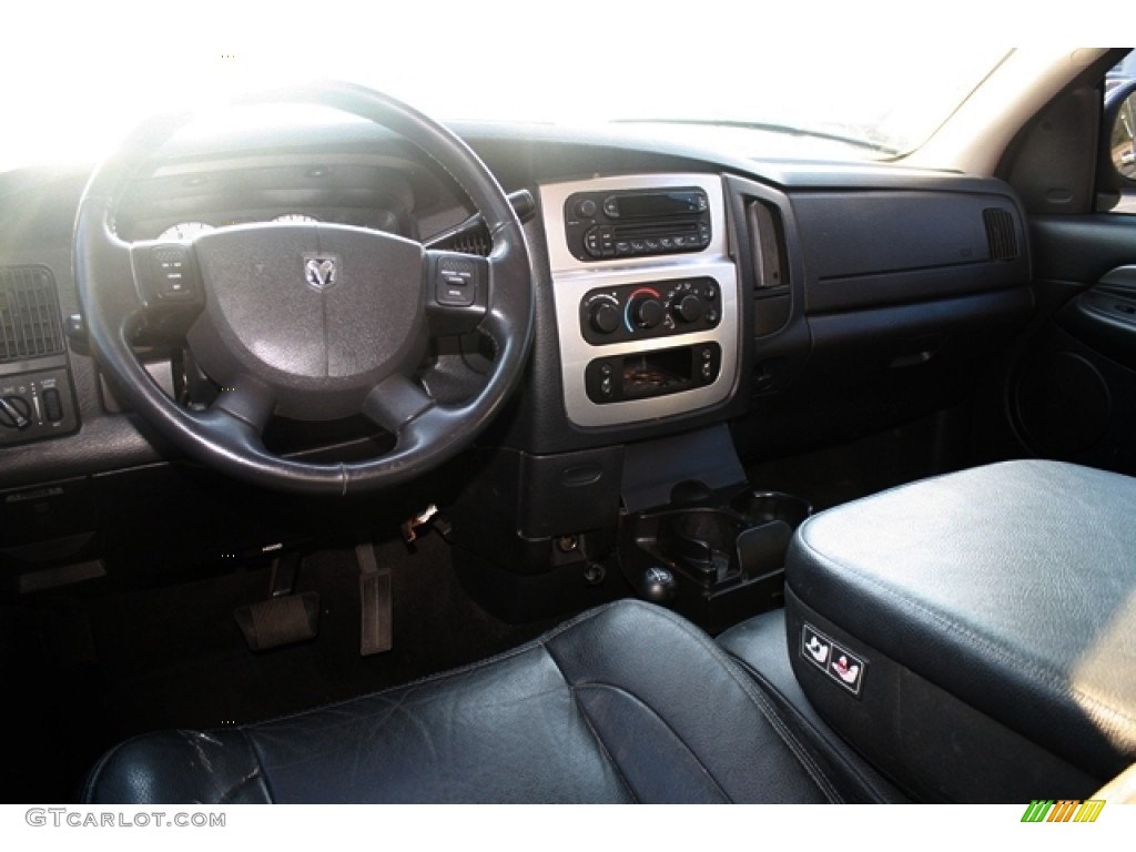 2005 Ram 1500 Laramie Quad Cab 4x4 - Black / Dark Slate Gray photo #5