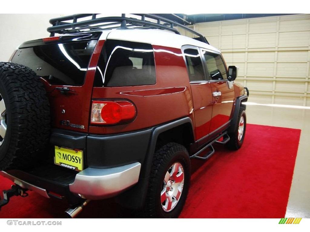 2008 FJ Cruiser 4WD - Brick Red / Dark Charcoal photo #6