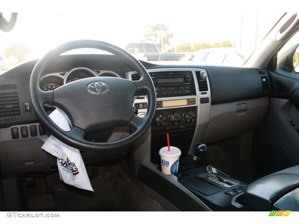 2004 4Runner SR5 4x4 - Natural White / Stone photo #5