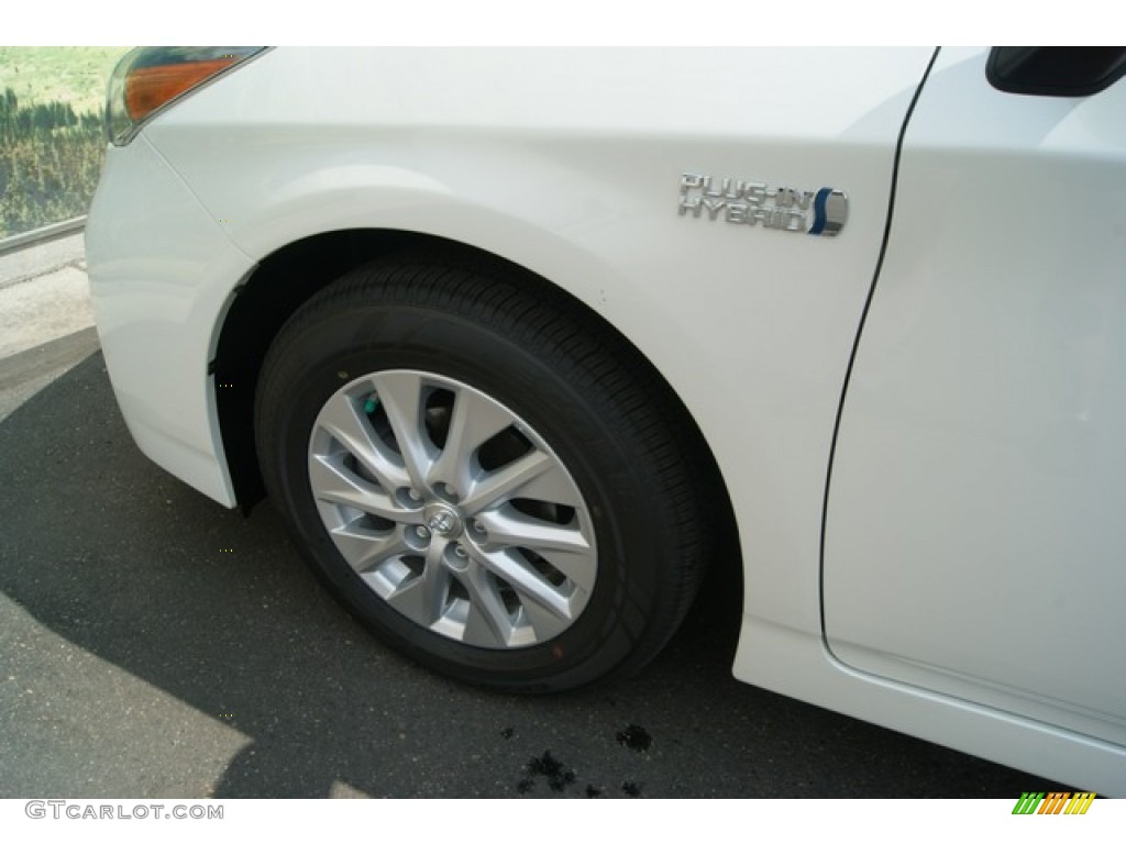 2012 Toyota Prius Plug-in Hybrid Wheel Photos