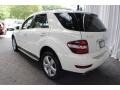 Arctic White - ML 350 4Matic Photo No. 4