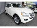 Arctic White - ML 350 4Matic Photo No. 7