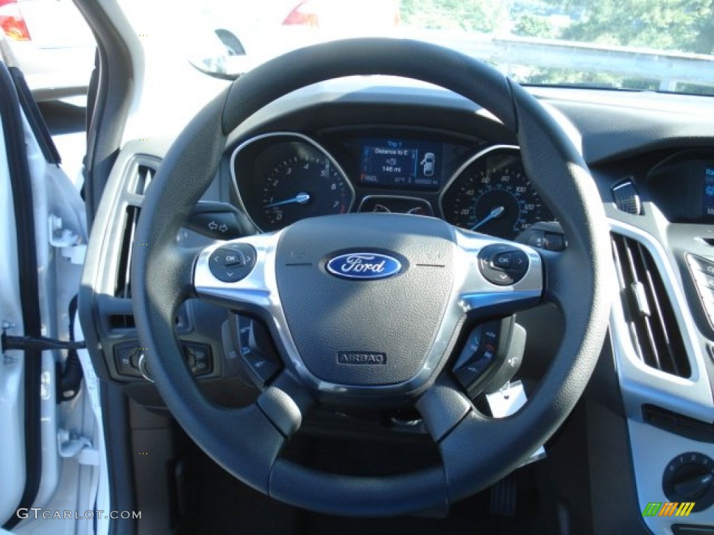 2013 Ford Focus SE Sedan Charcoal Black Steering Wheel Photo #69147245