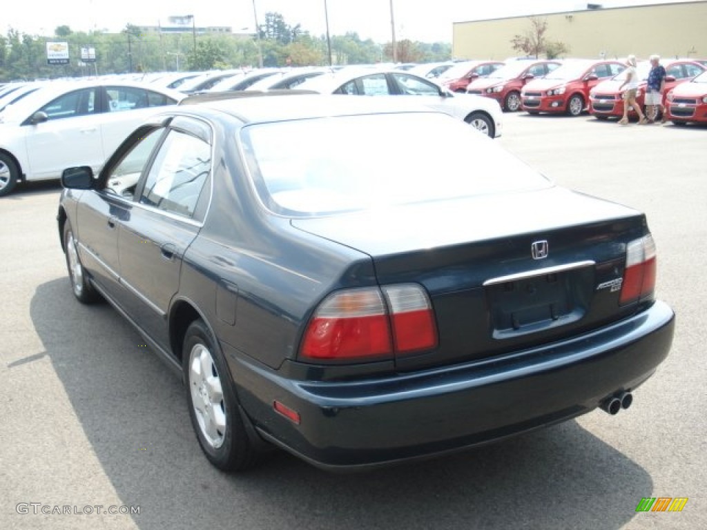 1997 Accord EX V6 Sedan - Eucalyptus Green Pearl / Ivory photo #6