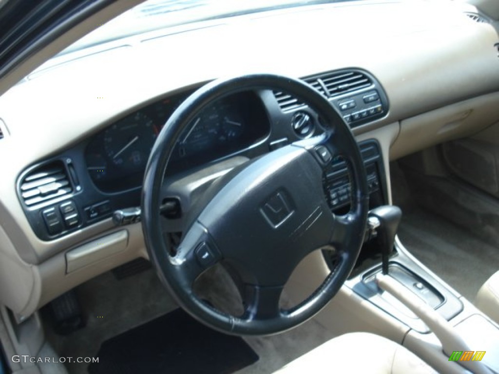 1997 Accord EX V6 Sedan - Eucalyptus Green Pearl / Ivory photo #8