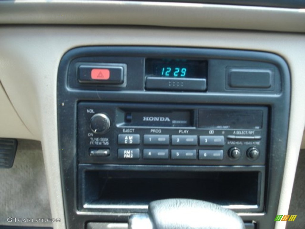 1997 Accord EX V6 Sedan - Eucalyptus Green Pearl / Ivory photo #12