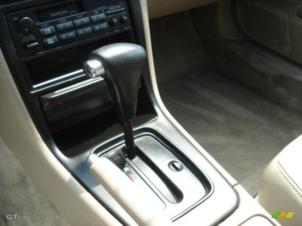 1997 Accord EX V6 Sedan - Eucalyptus Green Pearl / Ivory photo #13