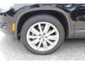 Deep Black Metallic - Tiguan SE 4Motion Photo No. 8