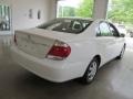 Super White - Camry LE Photo No. 6