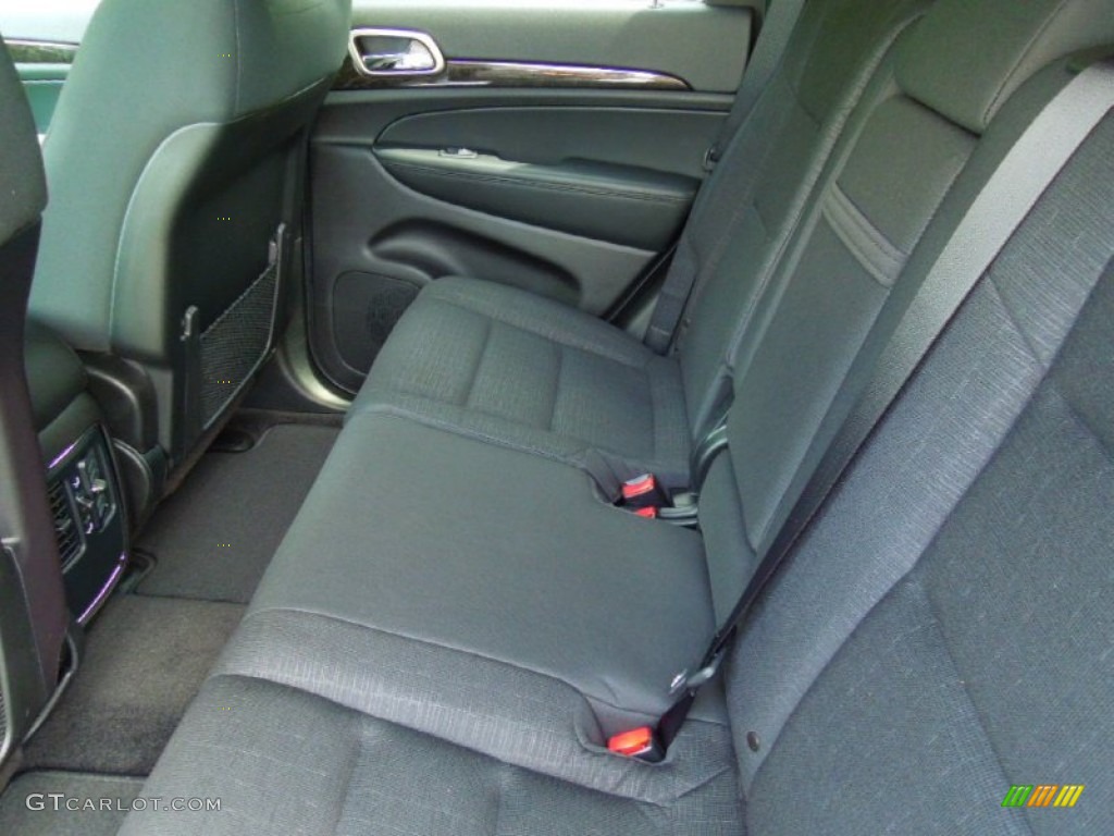 2013 Grand Cherokee Laredo 4x4 - Winter Chill Pearl / Black photo #15