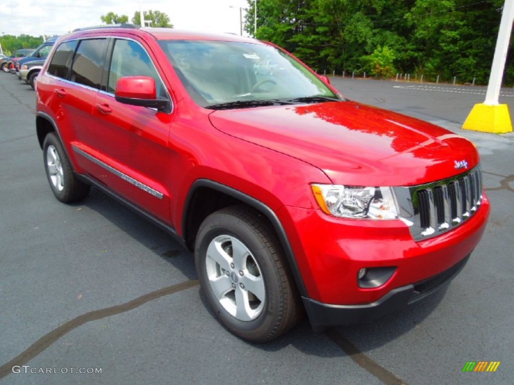2013 Grand Cherokee Laredo X Package 4x4 - Deep Cherry Red Crystal Pearl / Dark Graystone/Medium Graystone photo #1