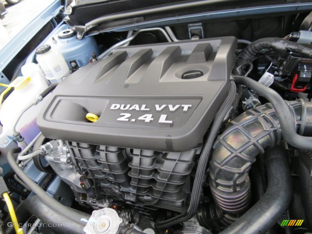 2013 Dodge Avenger SXT 2.4 Liter DOHC 16-Valve Dual VVT 4 Cylinder Engine Photo #69160792
