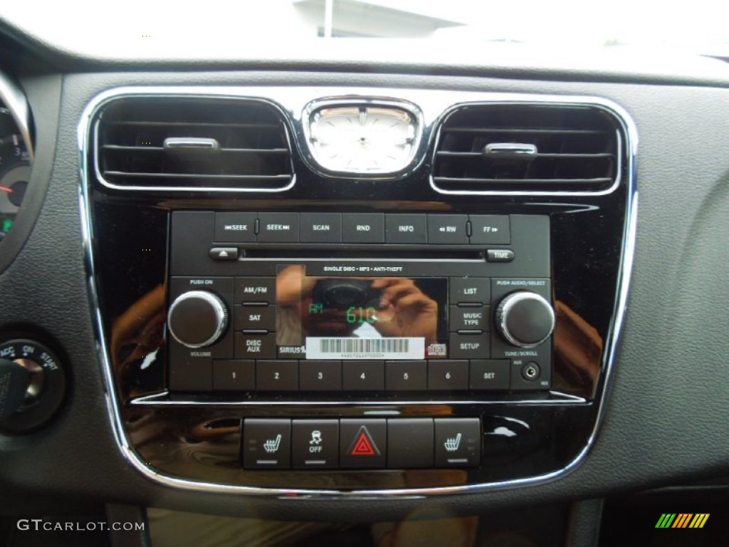 2013 200 Touring Sedan - Bright White / Black photo #12