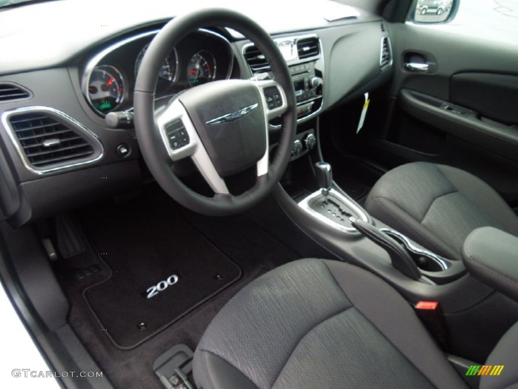 Black Interior 2013 Chrysler 200 Touring Sedan Photo #69161110