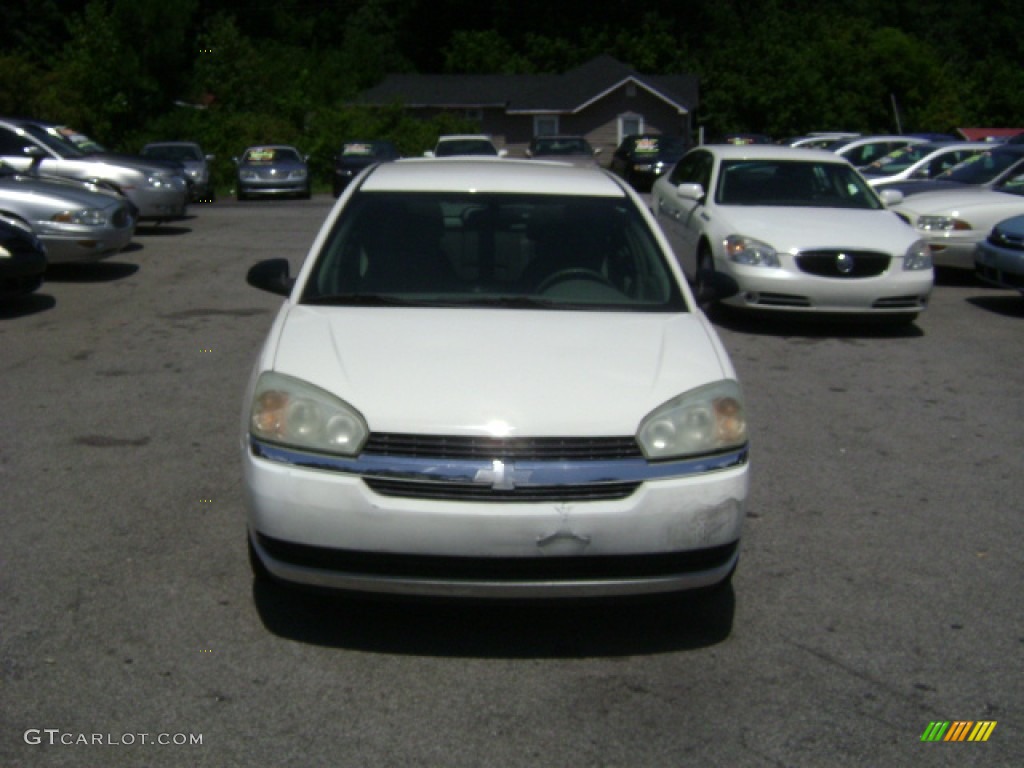 2005 Malibu Maxx LS Wagon - White / Gray photo #2