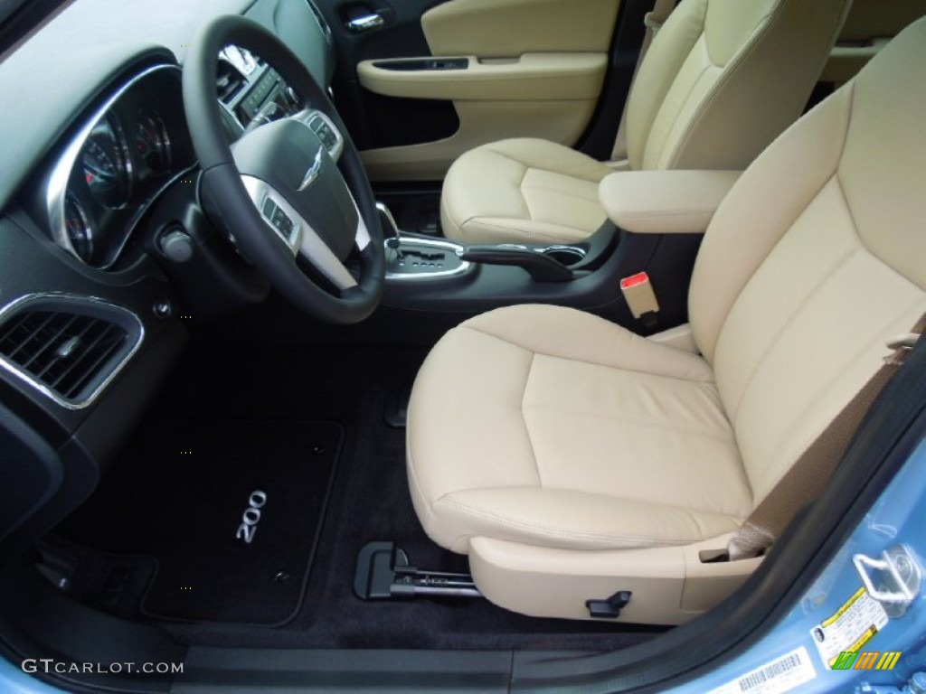 2013 Chrysler 200 Limited Sedan Front Seat Photo #69161179