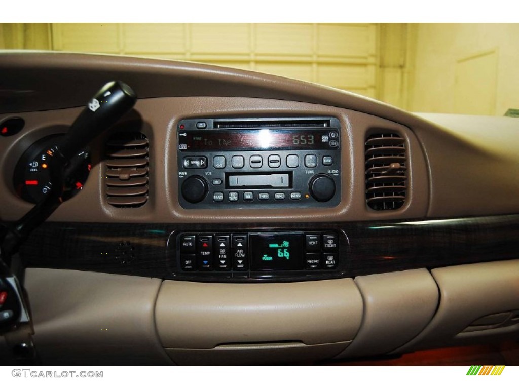 2005 Buick LeSabre Limited Controls Photo #69163287