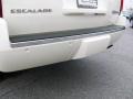 White Diamond - Escalade ESV AWD Photo No. 14