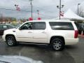 2007 White Diamond Cadillac Escalade ESV AWD  photo #16