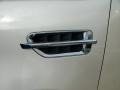White Diamond - Escalade ESV AWD Photo No. 20