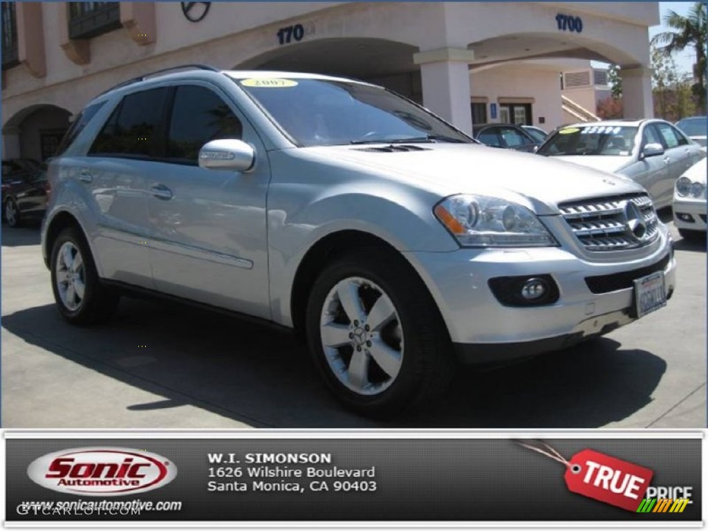 Iridium Silver Metallic Mercedes-Benz ML