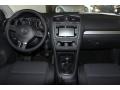 Black - Golf 4 Door TDI Photo No. 15