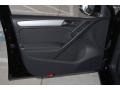 Black - Golf 4 Door TDI Photo No. 24