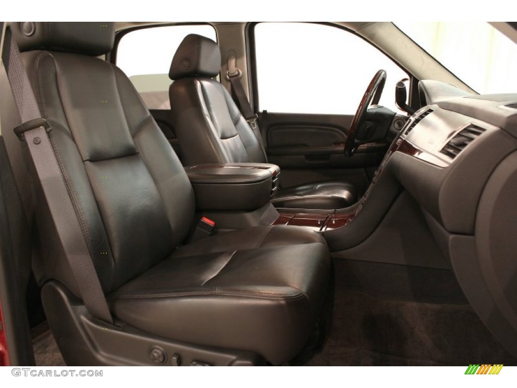 2007 Cadillac Escalade AWD Front Seat Photo #69166723