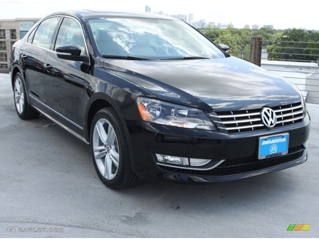 2013 Passat V6 SEL - Black / Cornsilk Beige photo #1