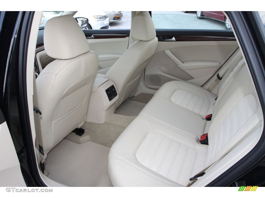 Cornsilk Beige Interior 2013 Volkswagen Passat V6 SEL Photo #69167038