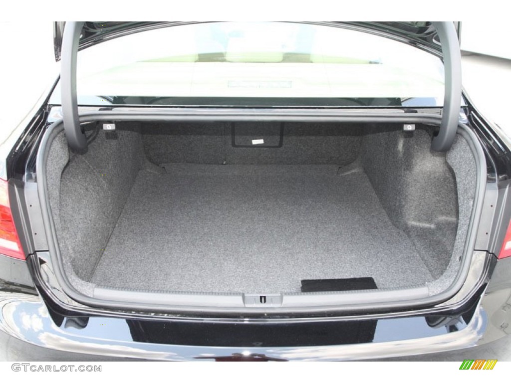 2013 Volkswagen Passat V6 SEL Trunk Photo #69167110