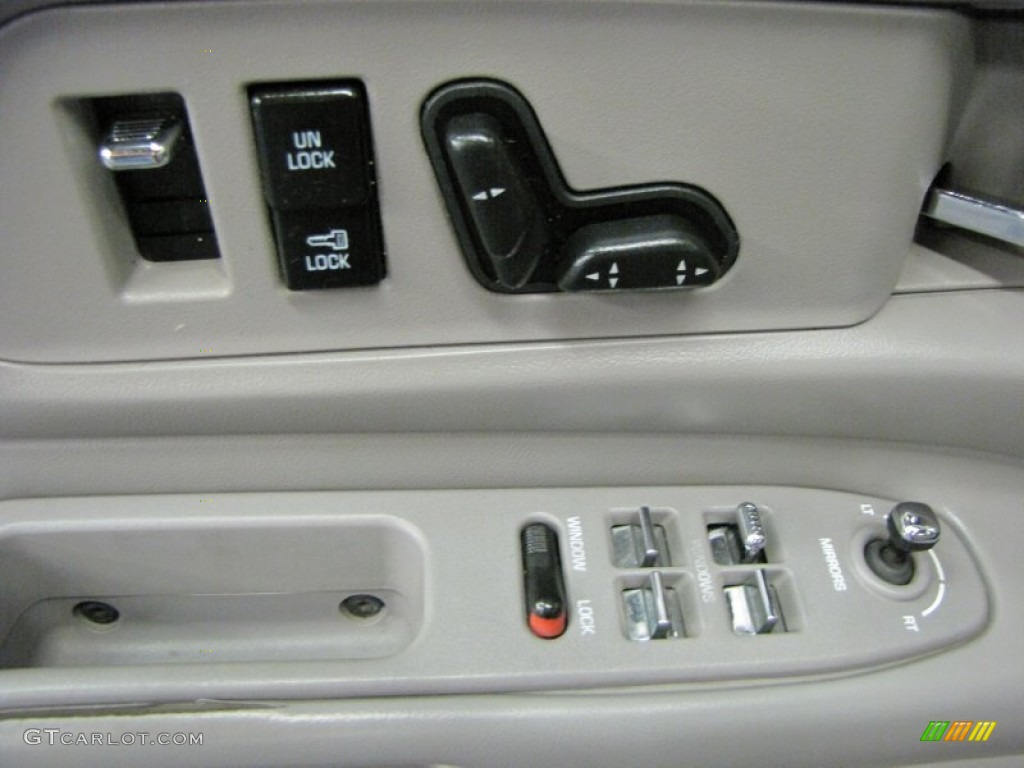 1999 Oldsmobile Eighty-Eight LS Controls Photo #69172219