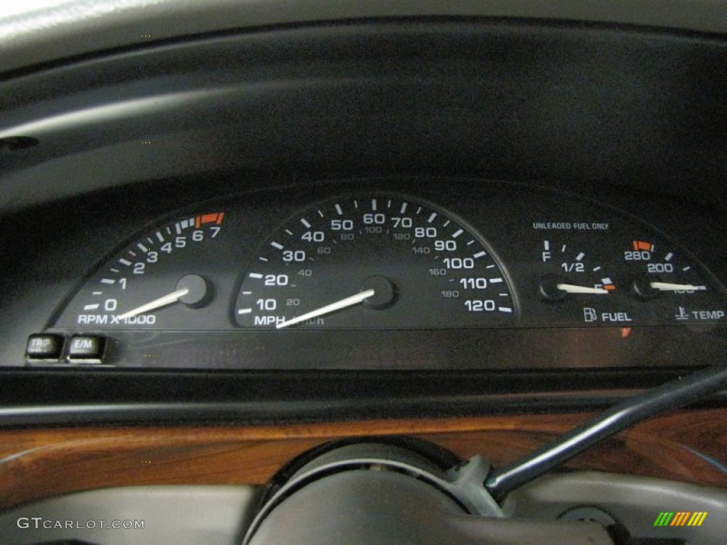1999 Oldsmobile Eighty-Eight LS Gauges Photos