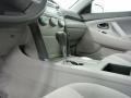 Super White - Camry LE Photo No. 27