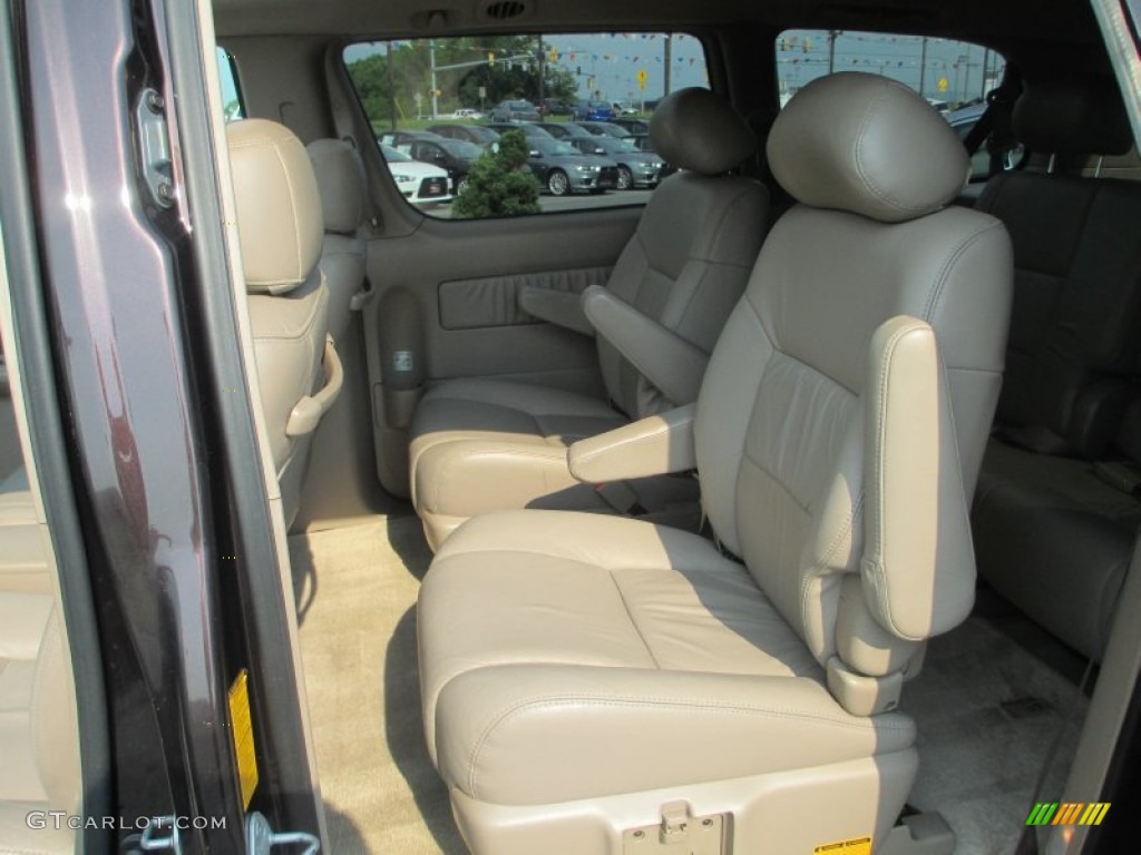 2001 Toyota Sienna XLE Rear Seat Photo #69173578