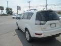 2012 Diamond White Pearl Mitsubishi Outlander SE AWD  photo #2