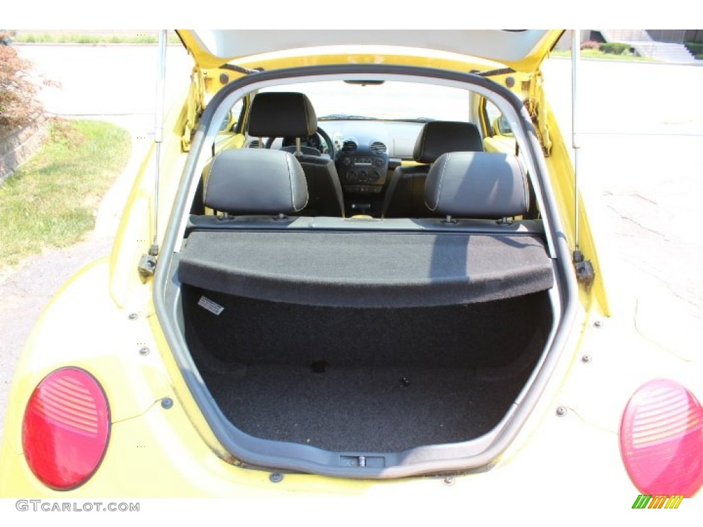 2002 Volkswagen New Beetle Special Edition Double Yellow Color Concept Coupe Trunk Photos