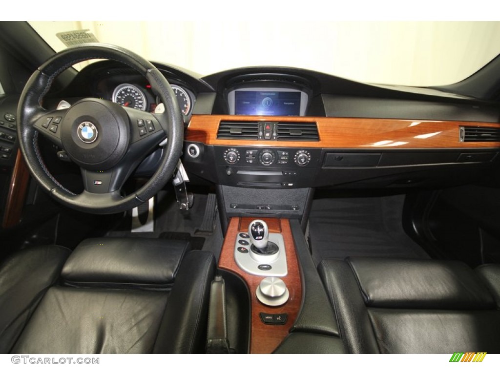 2006 BMW M5 Standard M5 Model Black Dashboard Photo #69174429