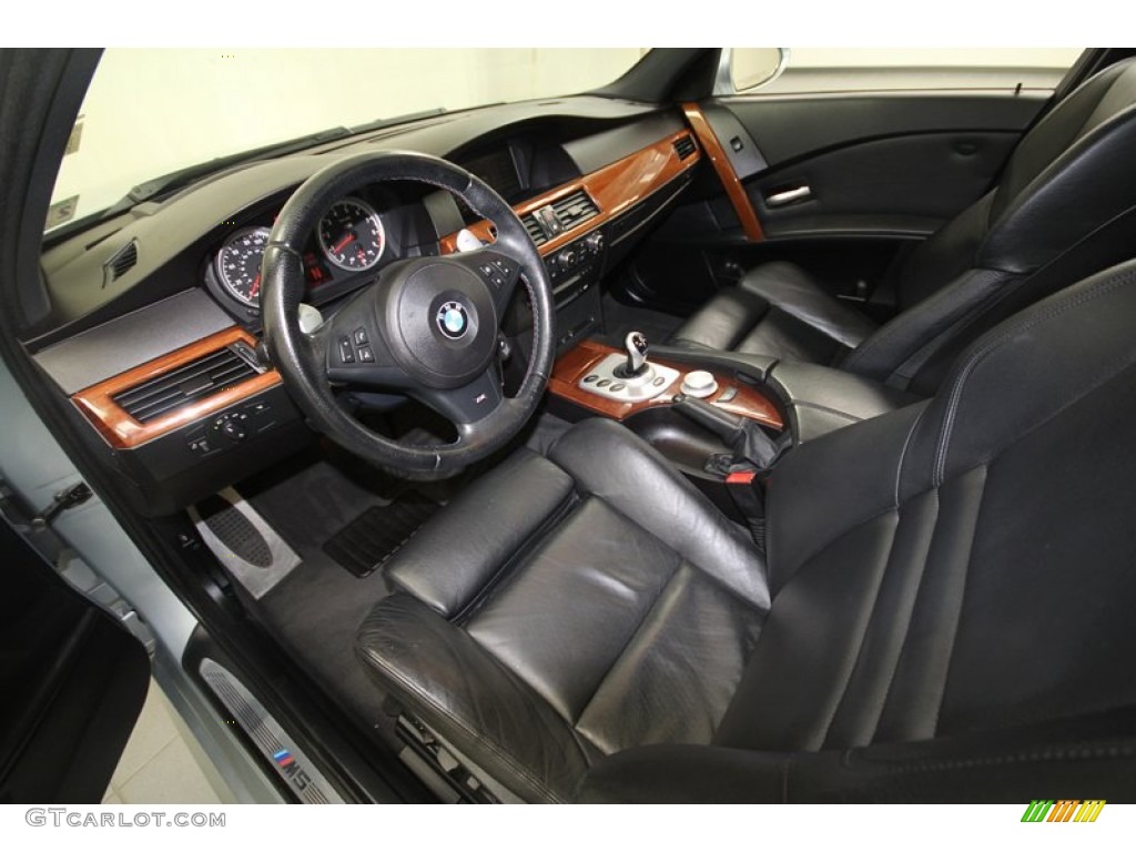 Black Interior 2006 BMW M5 Standard M5 Model Photo #69174504