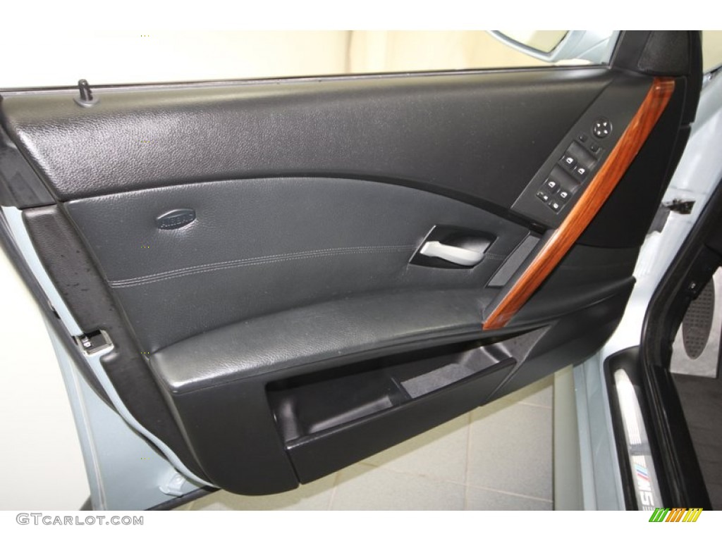 2006 BMW M5 Standard M5 Model Black Door Panel Photo #69174526
