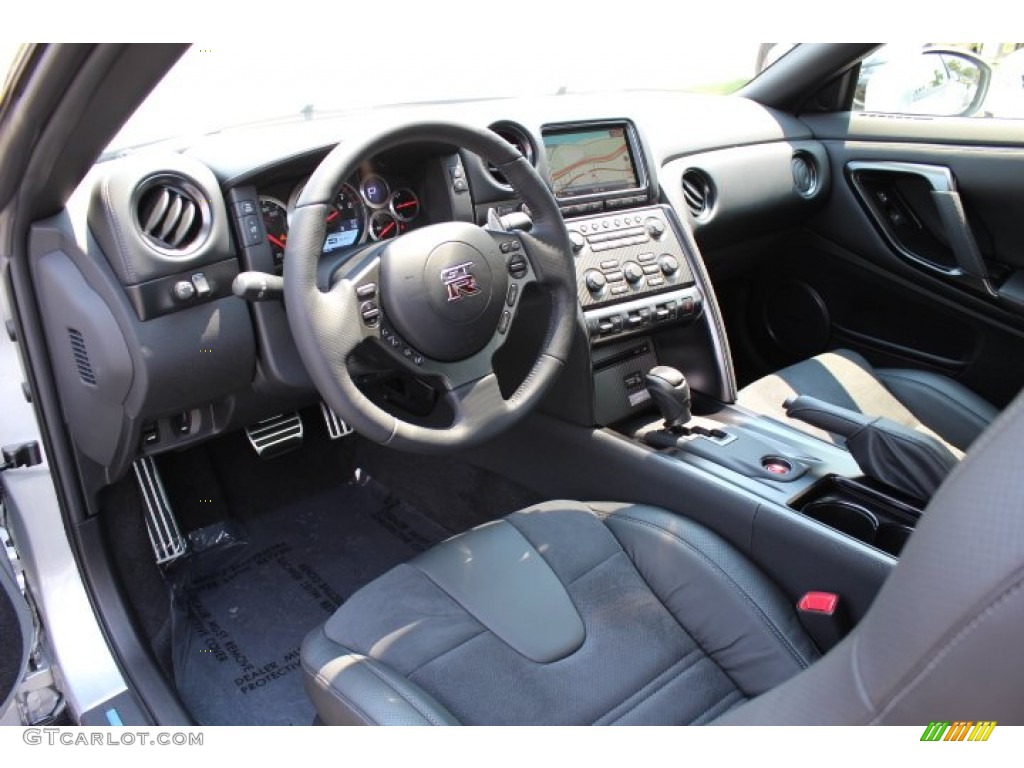 Black Interior 2013 Nissan GT-R Premium Photo #69174568