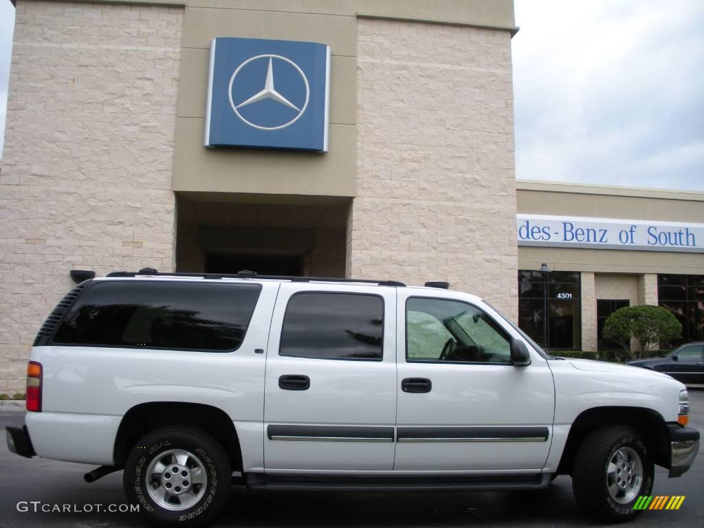 2002 Suburban 1500 LS - Summit White / Tan photo #5
