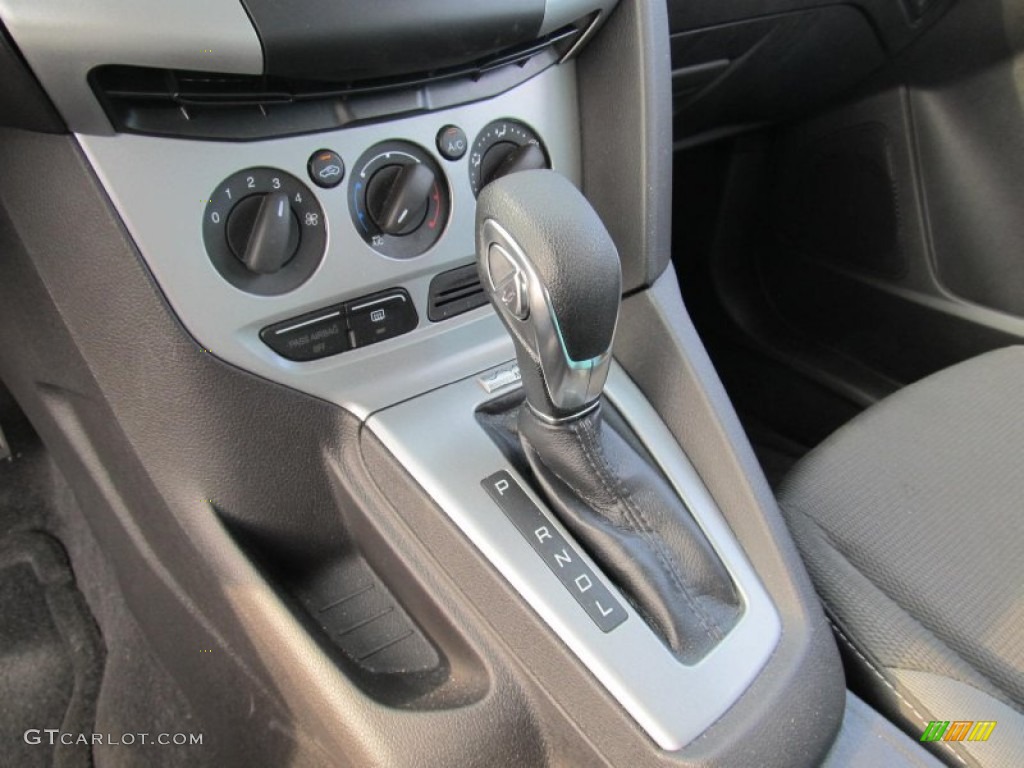 2012 Ford Focus SE Sedan 6 Speed Automatic Transmission Photo #69177355